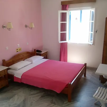 Damias Village Livadia (Paros)
